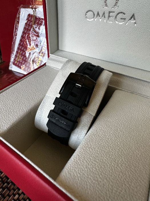 Omega Seamaster Diver 300M Black Matte Rubber Strap