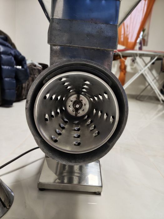 Masină Profesională Ras/Feliat Mozzarella C.G.T. Italia - Inox - 220V