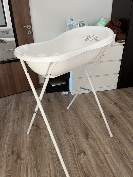 Бебешка вана със стойка 84 см