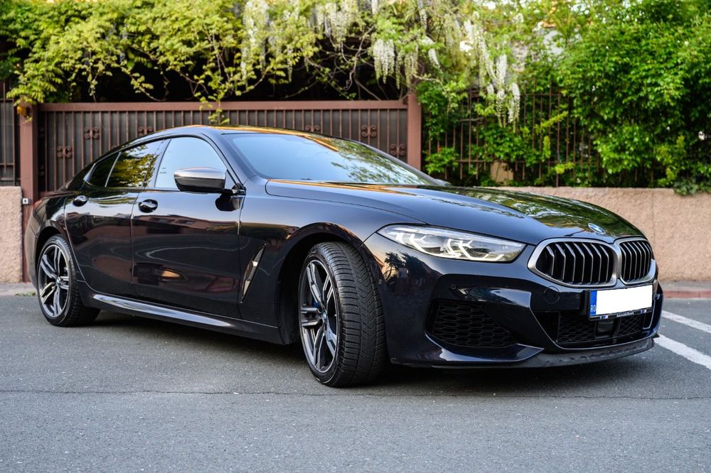 BMW Seria 8 BMW M8 M850i xDrive 530cp/swarovsky/soft close/key