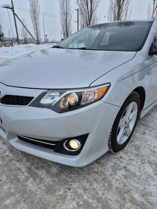 Продам Тайота Камри 50