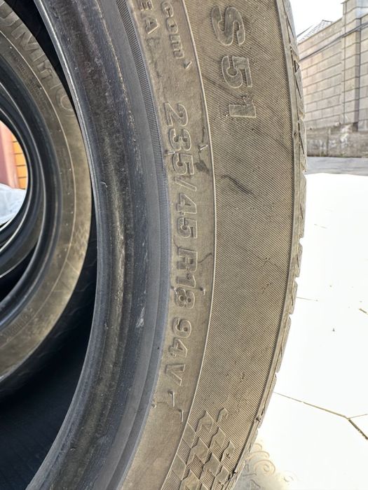 Шины 235/45/18 летние