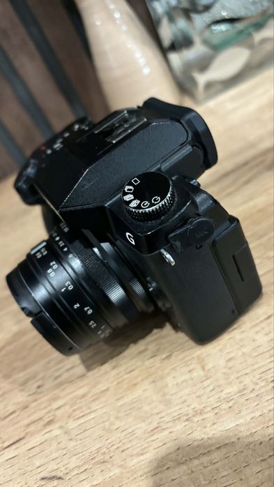 Lukix g7 + 7Artisans 25mm1.8 + Boya by-mm1