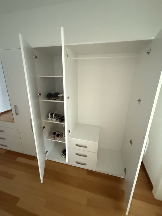 Нов гардероб 3 крила