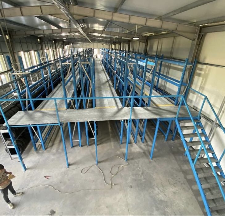 Rafturi metalice industriale