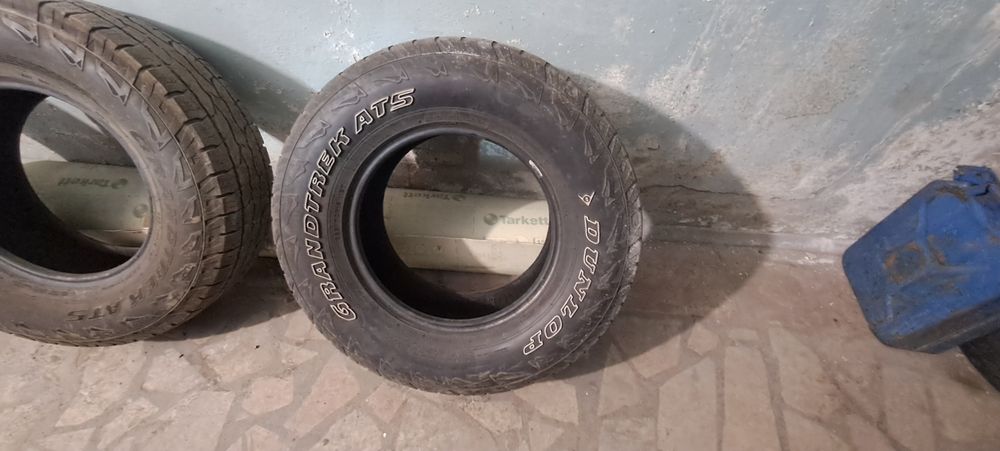 Продам на 16 резину