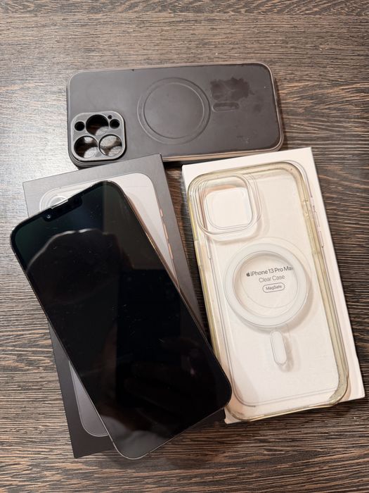 Vand iphone 13 pro max 256gb, 76% sanatate baterie