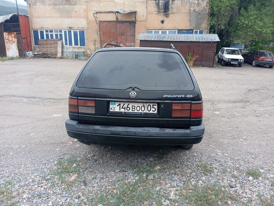 Пассат 1990 г 1.8 л бензин КПП мех