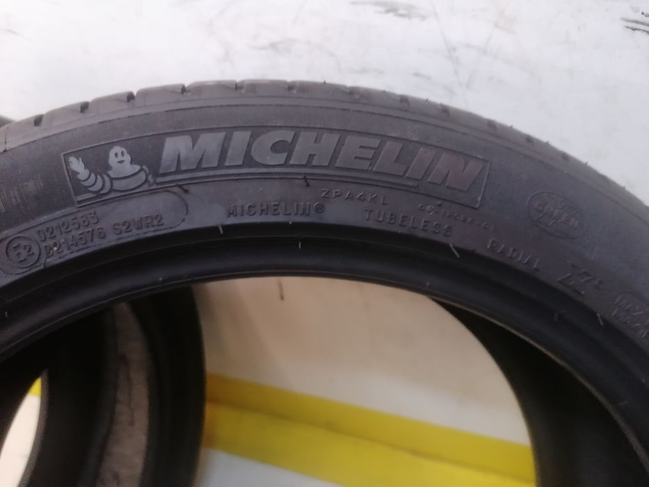 215/45/17 2*Michelin vara 91w dot 3918