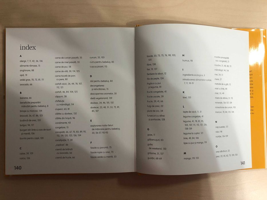 Carte de bucate pentru copiii intre 6 si 18 luni, de Lisa Barnes
