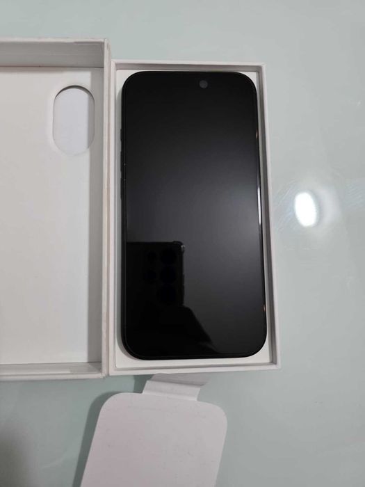 iPhone 16 Black 128 GB