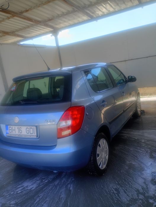 Vând Skoda Fabia 2