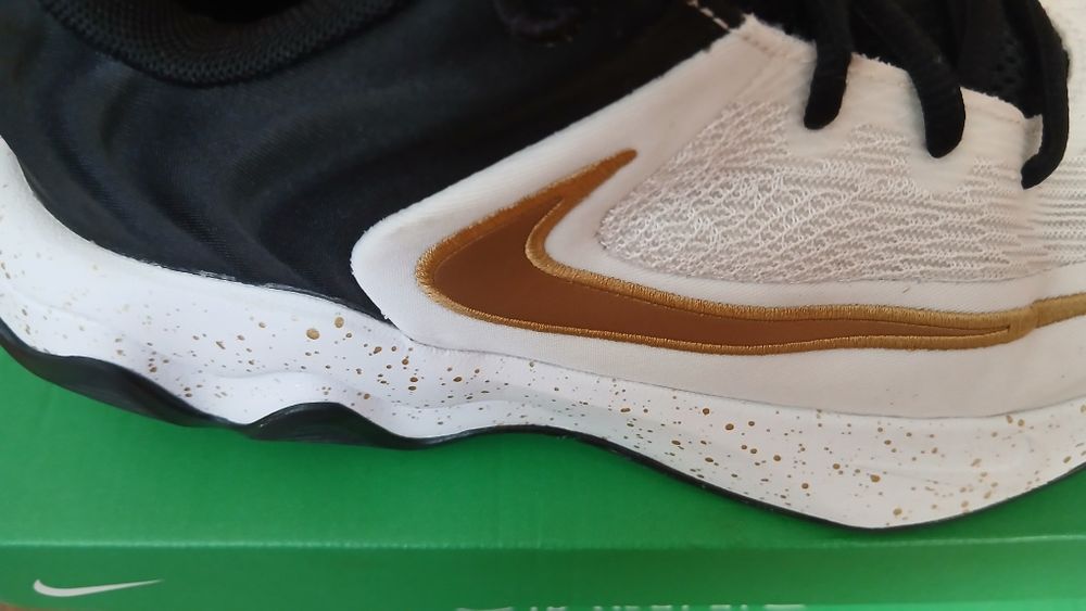 Nike Giannis Immortality 4, размер 38, стелка 24 см, цена 40 евро