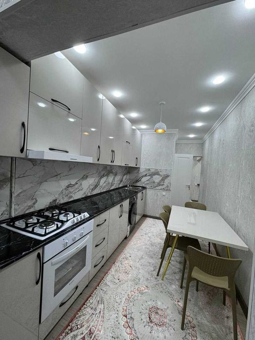 Себзорда 3 хонали, евроремонт килинган квартира сотилади