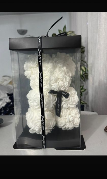 Ursuleti si Unicorni din trandafiri
