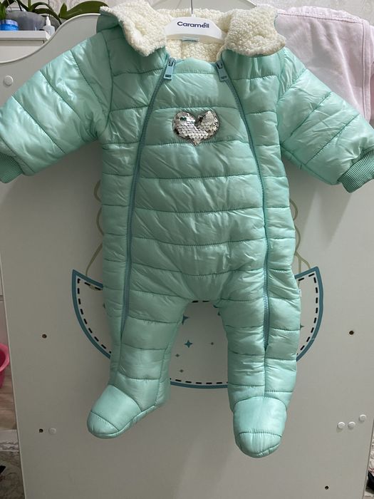 Продам комбез. Весна/осень. 3-6 мес.