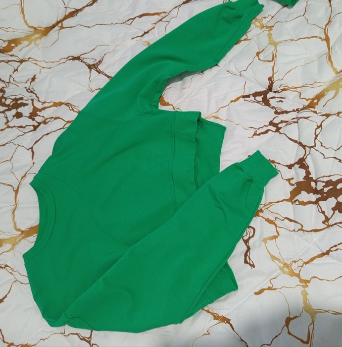 Костюм женский 42 размера