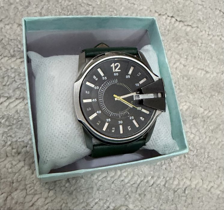 Ceas Diesel de vanzare