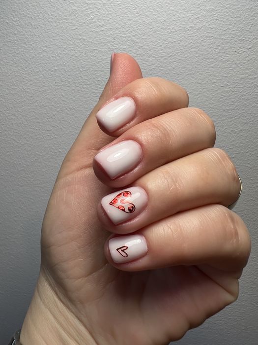 Manichiura si Pedichiura Estetica: semi/gel Dumbravita