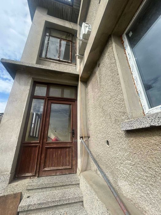 Двуетажна къща, 102кв.м, гр. Попово