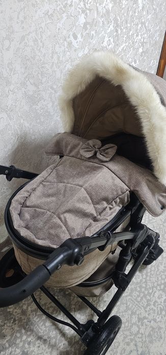 Продам детскую коляску