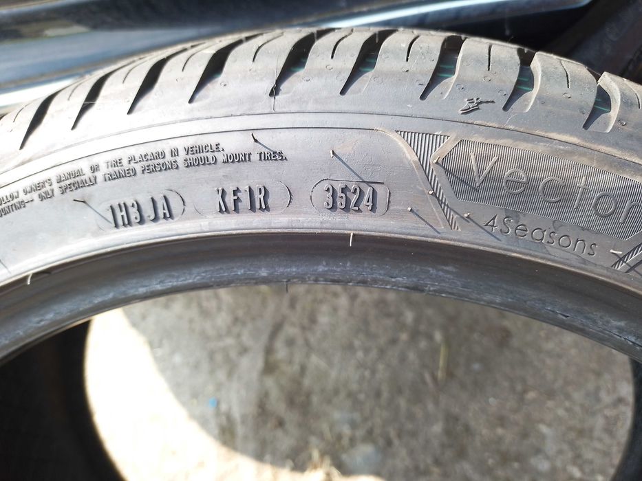 225 40 19 цола 1 брой зима гума Goodyear