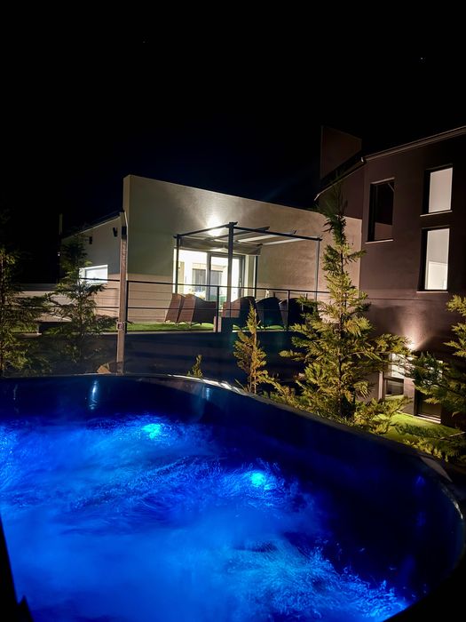 Cabana de inchiriat cu ciubar/jacuzzi