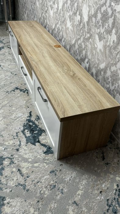 Тумба под телевизор