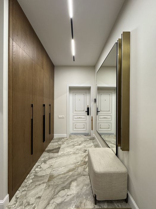 Продам 4-комн. квартиру