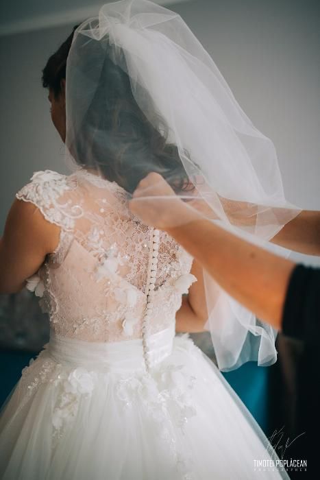 OCAZIE, IEFTIN Vand Rochie SUPERBA de mireasa colectia MIRANDI