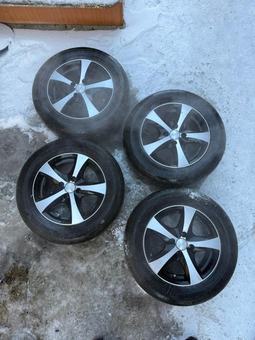 Продам комплект колес R14