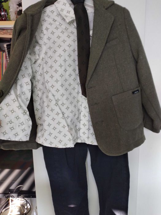 официален костюм за дете 104 размер, 4 год