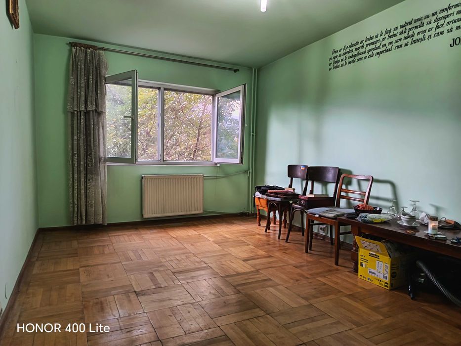 Apartament 4 camere - Mihai Bravu