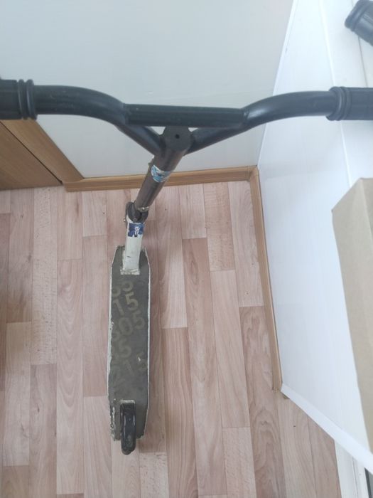 Продам самокат трюковой