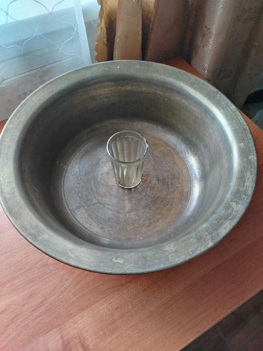 Таз медный 10 литров.