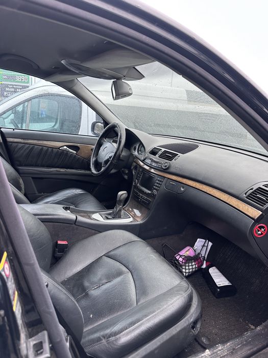 Mercedes e200 an 2004