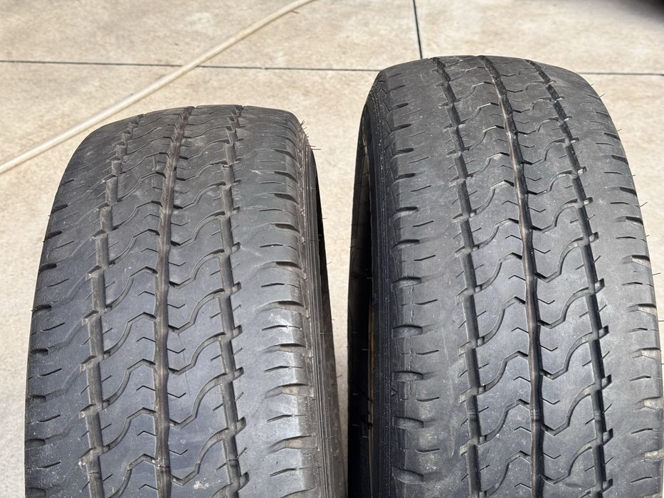 235/65/R16C Dunlop Econodrive 2бр летни бус dot4320