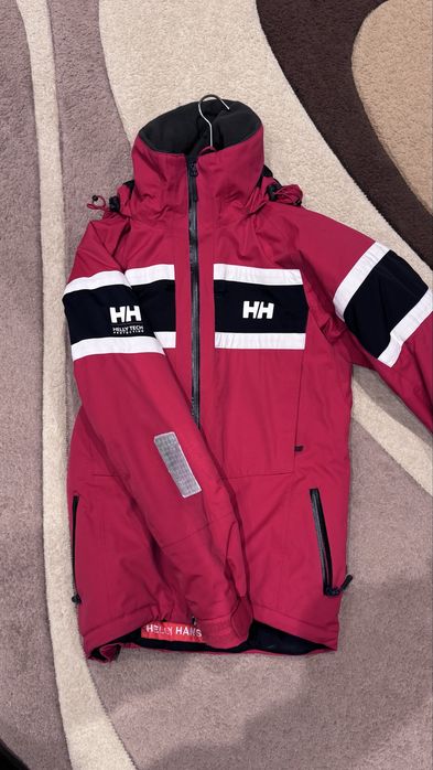 Geca iarna , impermeabila si captusita , Helly Hansen