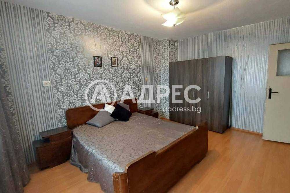 Продава се Тристаен апартамент в Ямбол, Център - 85 кв.м за 690 €/кв.м - Снимка #4