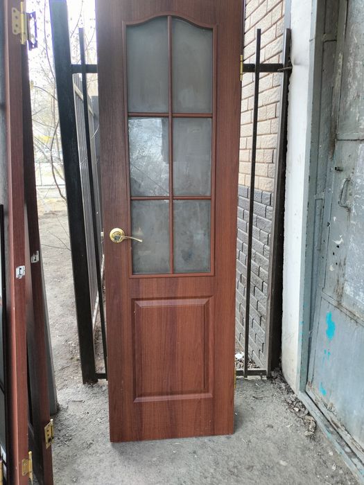 Продам двери  межкомнатные