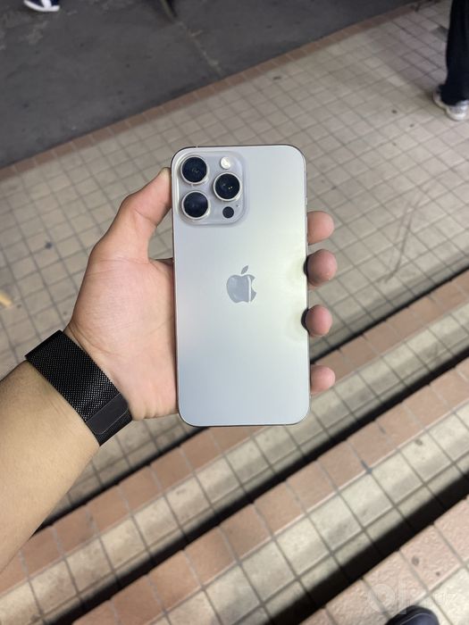 Iphone 15 pro max holati yaxshi