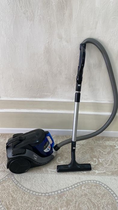 Продается пылесос