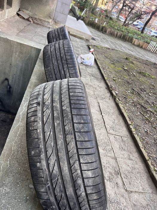 Джантите са 19ки перфектни за BMW X5