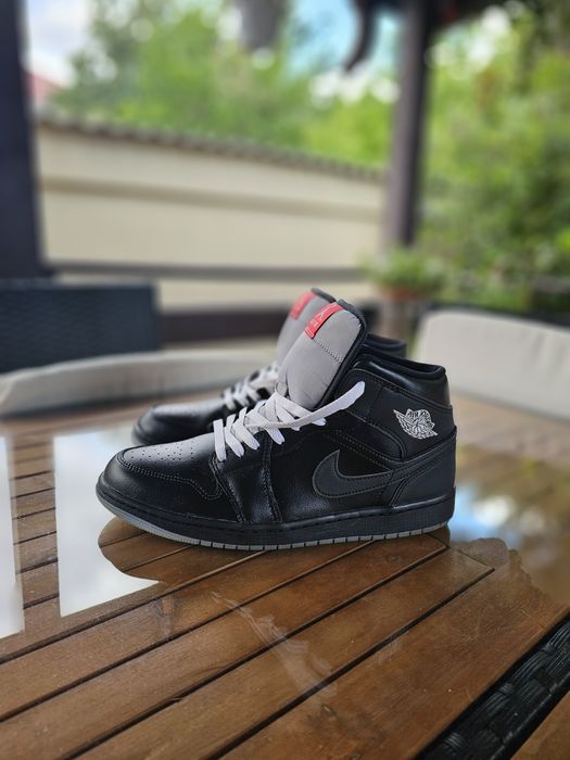 Jordan mid reflecive