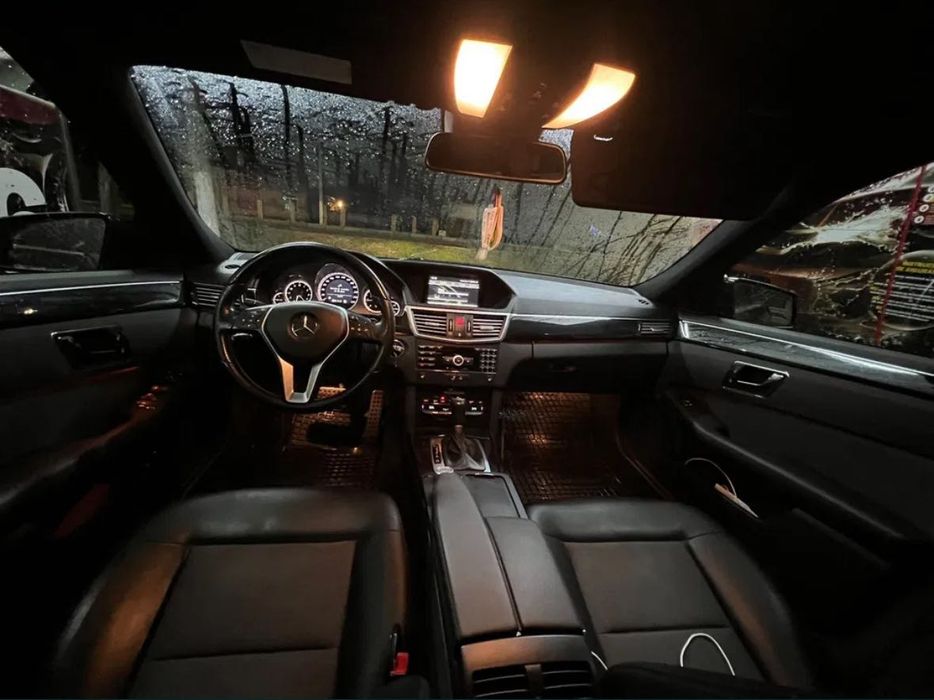 MERCEDES-BENZ E-Class 2010 — imagine 4