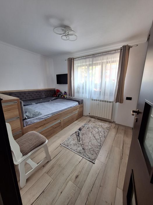 Vând apartament 2 camere, 55 mp utili, Burdujeni