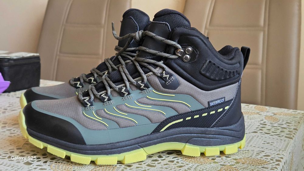 мъжки водоустойчиви боти Bonprix