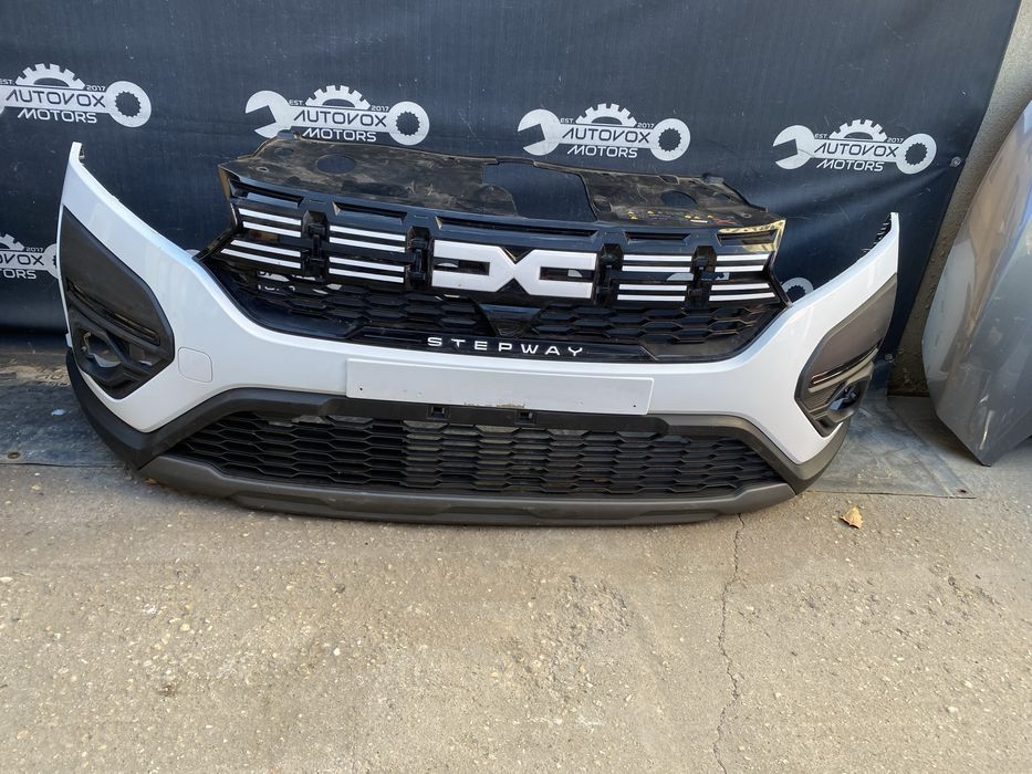 Bara fata Dacia Sandero 3 Stepway