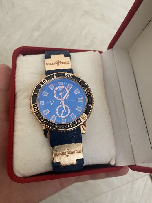 ULYSSE nardin часы