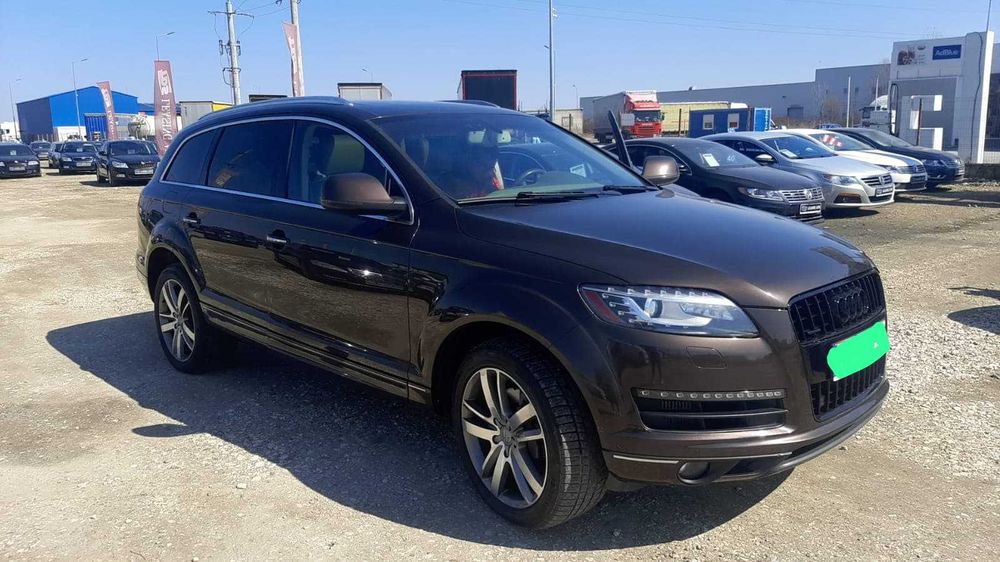 AUDI Q7 2011